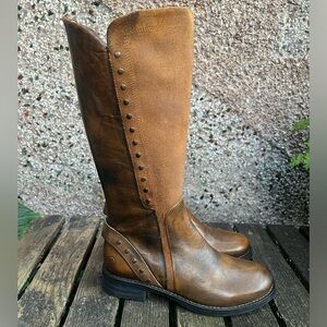 BNIB Casta tall brown leather boots - sz 40 never worn!